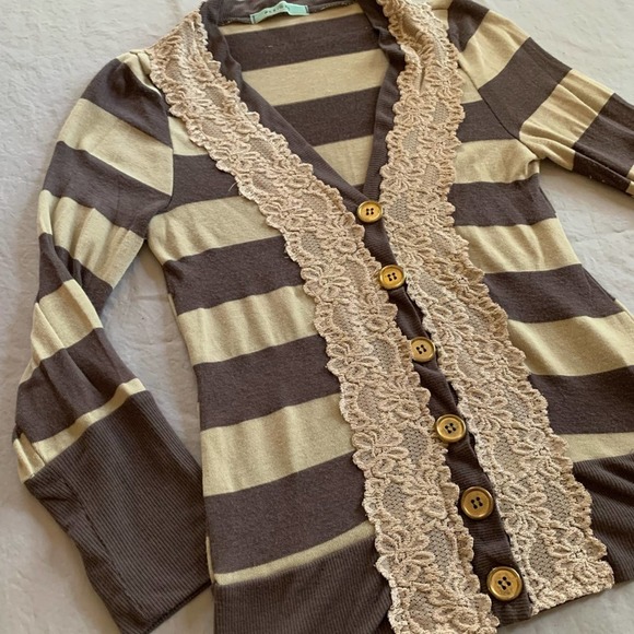 Anthropologie Pleione brown Striped Lace-trim V-neck Cardigan small - Picture 4 of 9